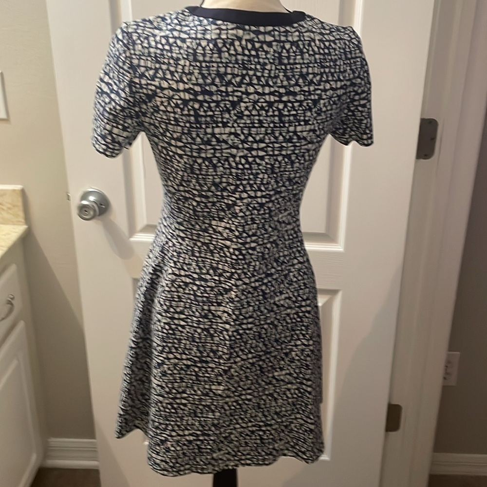 EUC Tory Burch Womens Geometric Print ZIP Front Ponte Dress Blue Size Xsmall - Picture 10 of 13